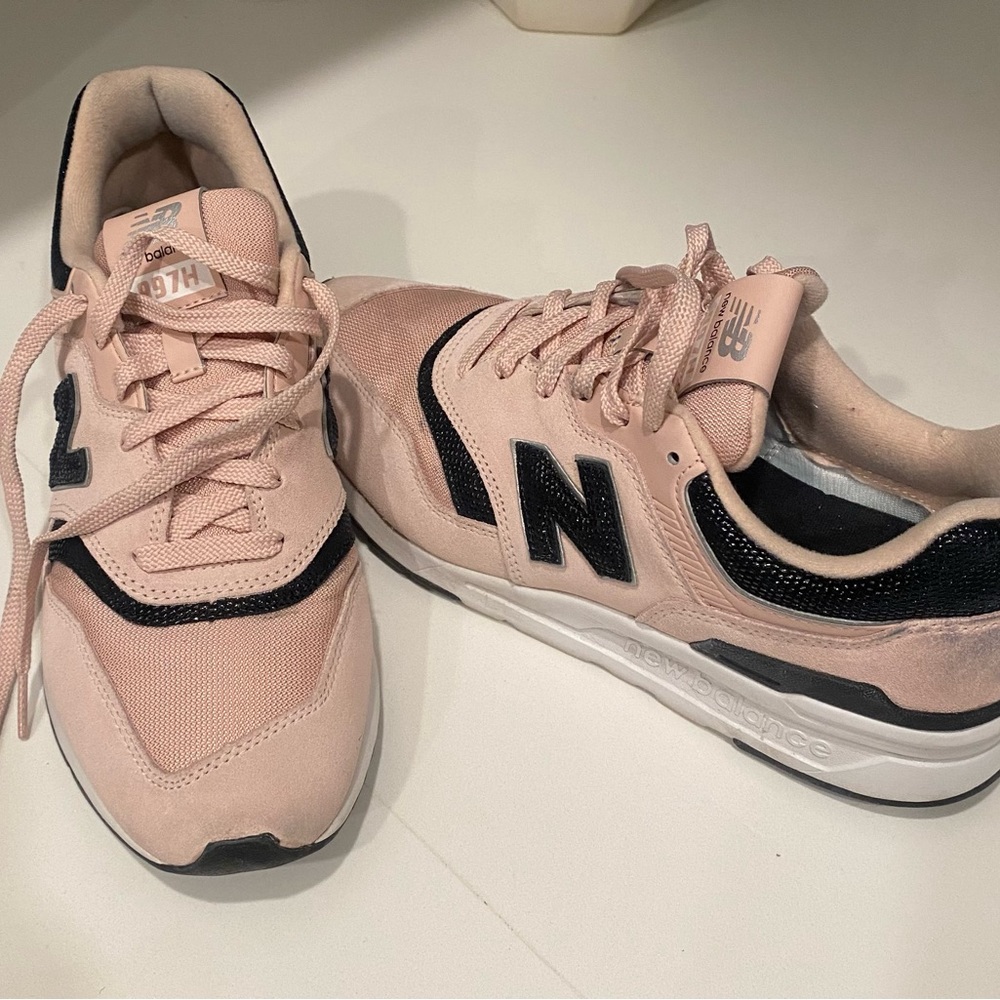 AWESOME NEW BALANCE 997 H SNEAKERS SZ 10 PINK BLACK